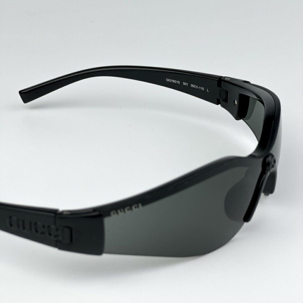 NEW Gucci GG1651S 001 Black Grey Unisex Mask Sunglasses GG 1651S - Picture 8 of 10